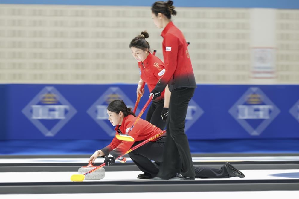 后纷纷在其 后纷纷在其